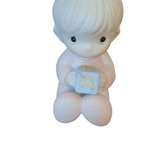 1982 Jonathan & David Enesco Baby Precious Moment Christmas Tree Ornament